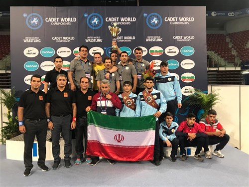 چهارمین قهرمانی تیم ملی کشتی فرنگی نوجوانان در رقابت های جهانی بلغارستان